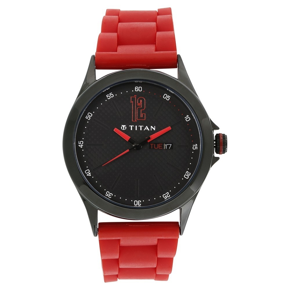 Titan Black Dial Men's Watch With Metal Case 9323NP01