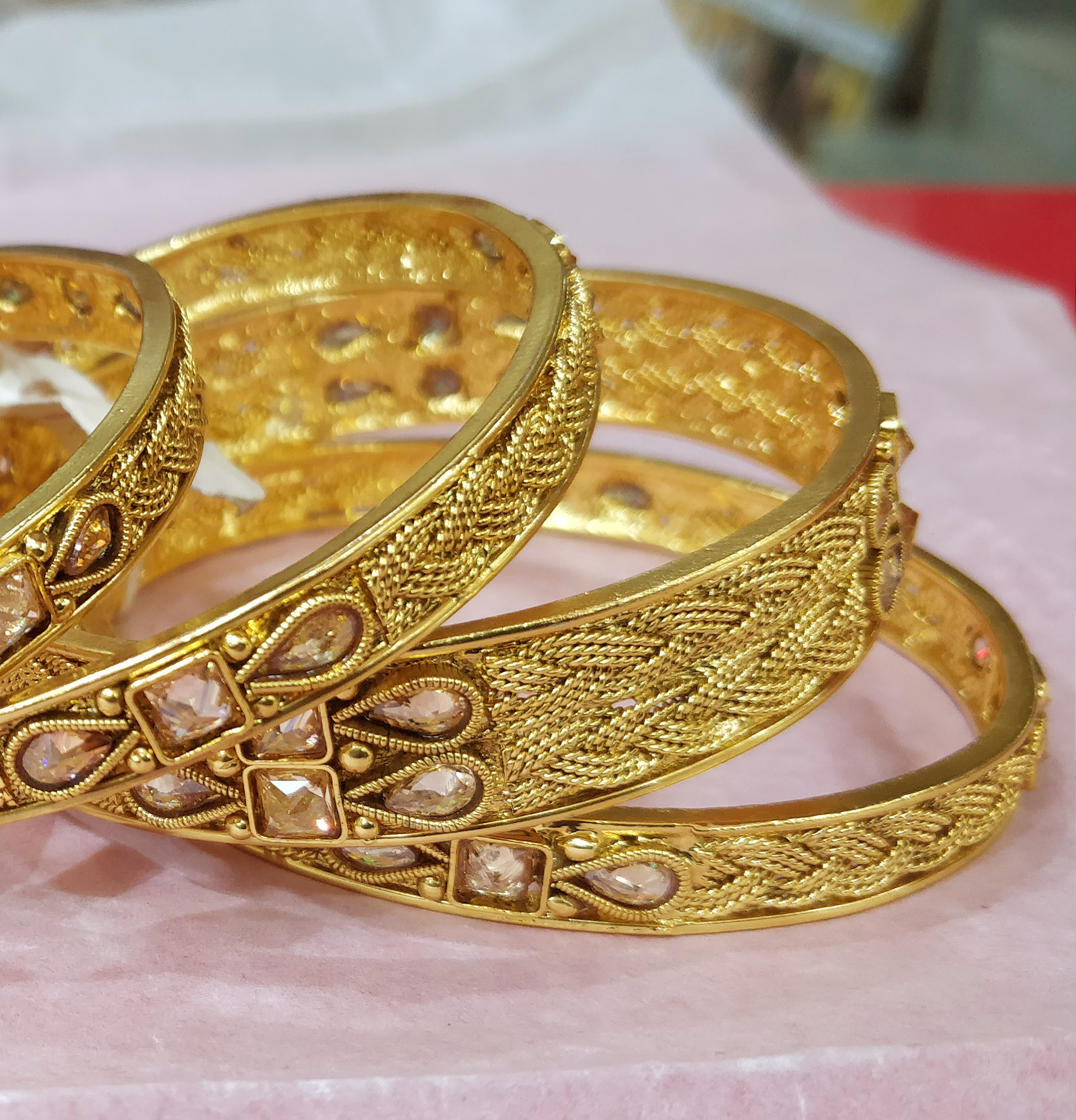 Antique American Diamond/Gold Plated 1 Set Bangles