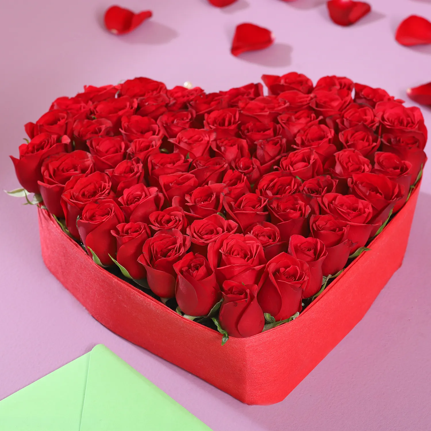 Beautiful Heart Shaped Roses Arrangement Flowers