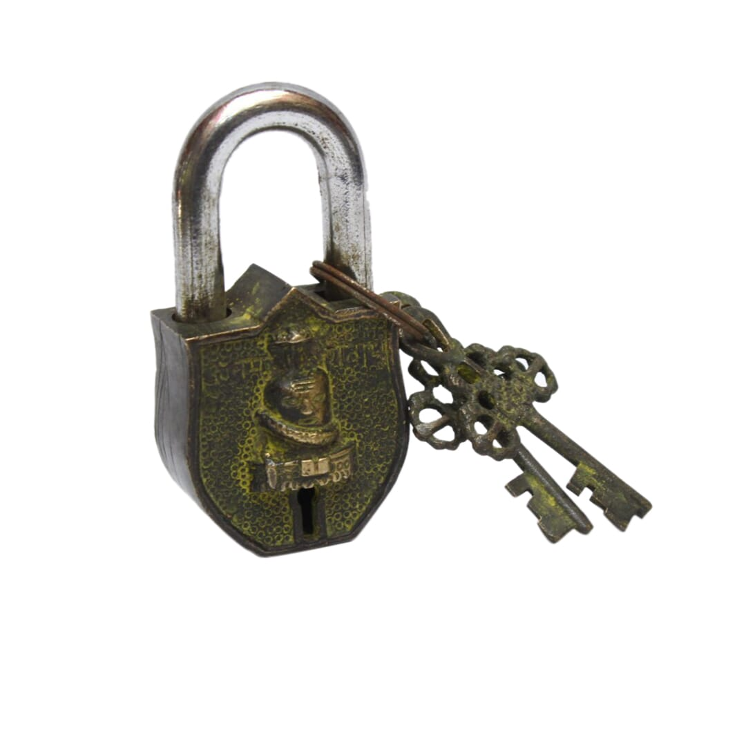 Seven Chakra Handicraft - Black Om Design Lock With Two Keys