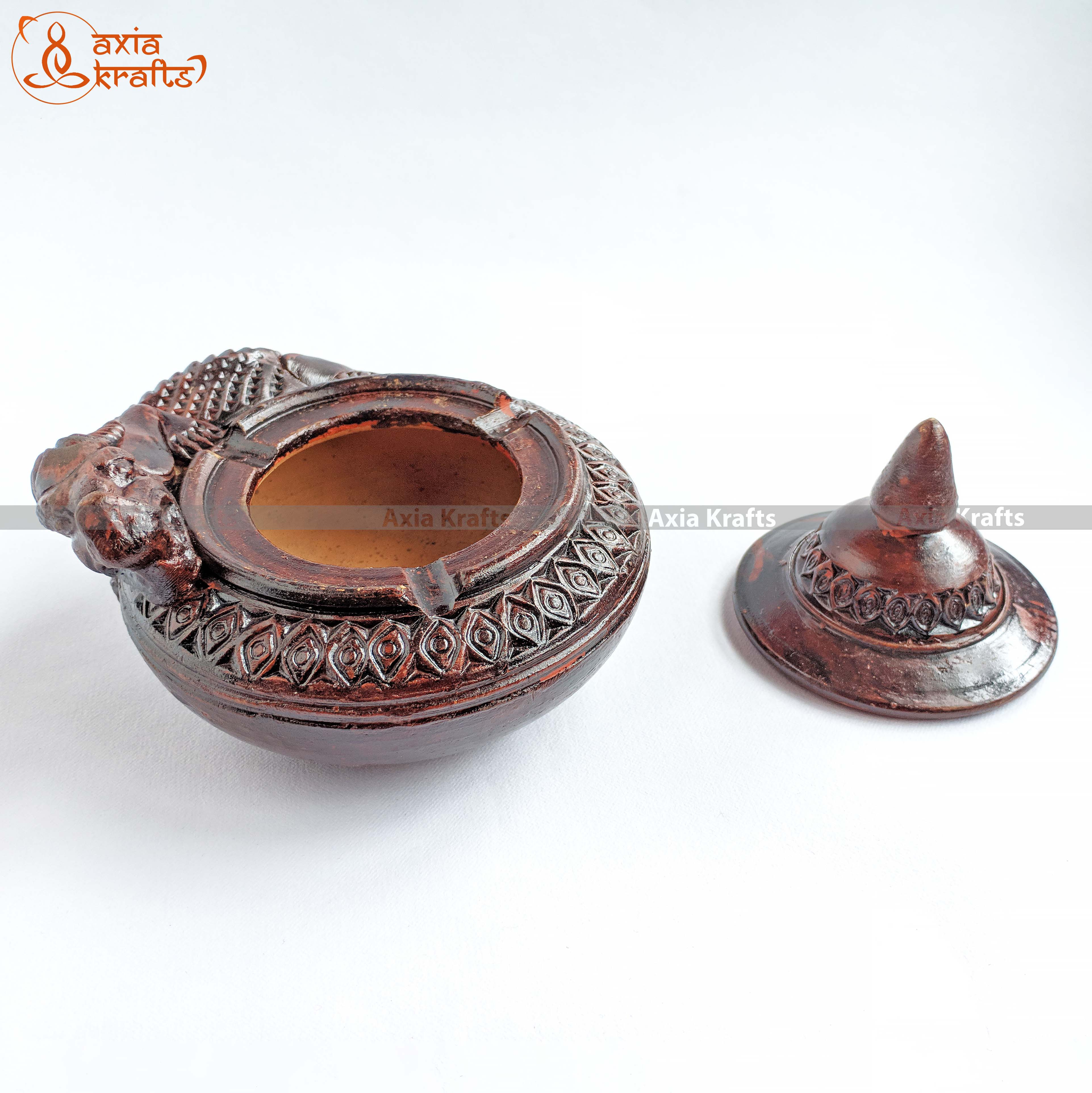 Axia Krafts  Clay Ash tray Handicraft GIft Decoration Ashtray