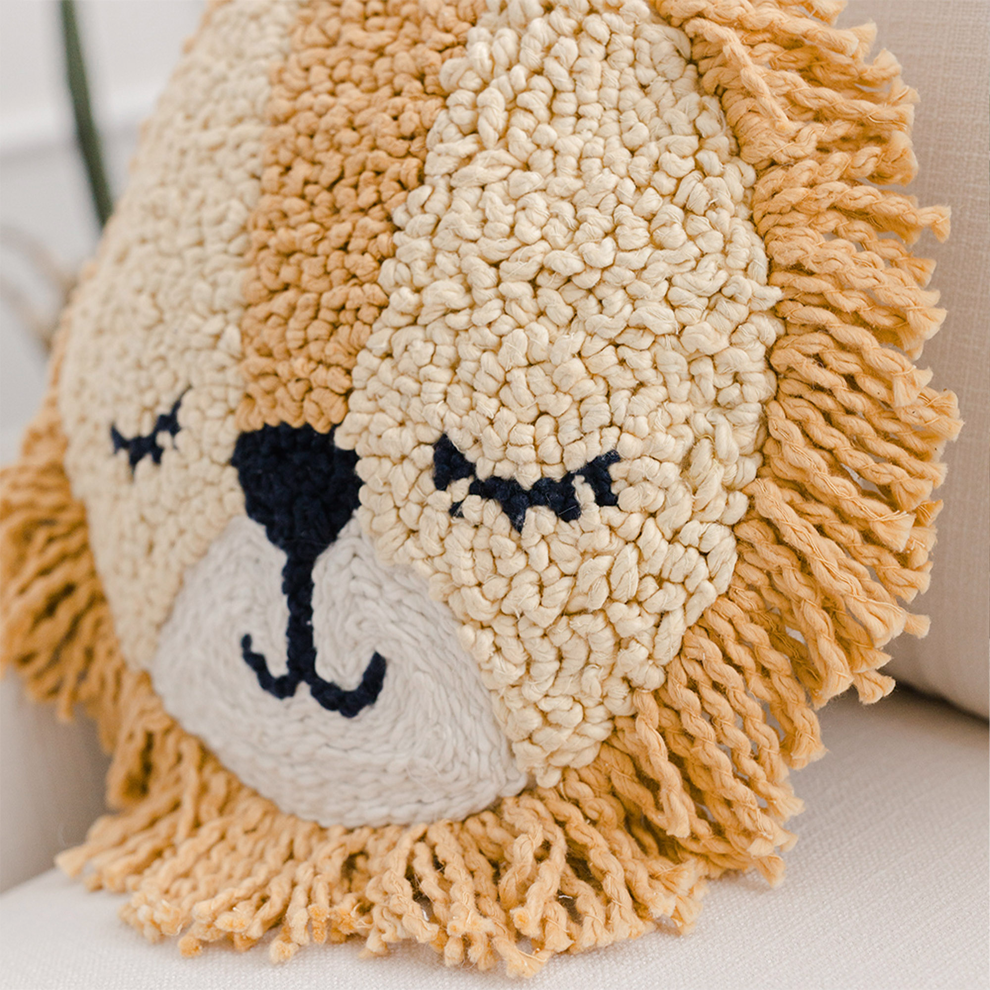 Crane BC-120PC-3 Lion Decorative Pillow