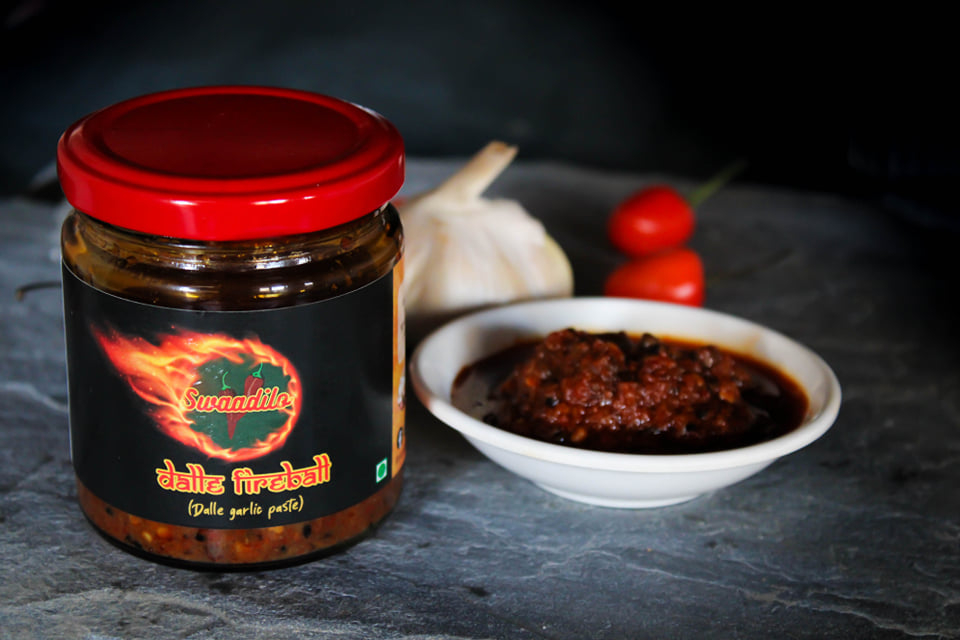 Swaadilo Dalle Fireball (Dalle Garlic Paste Achaar) - 175 grams