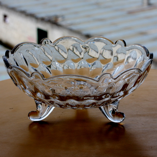 Laughing Buddha - Decorative Glass Fruit Bowl 9.5″ Aquigilos