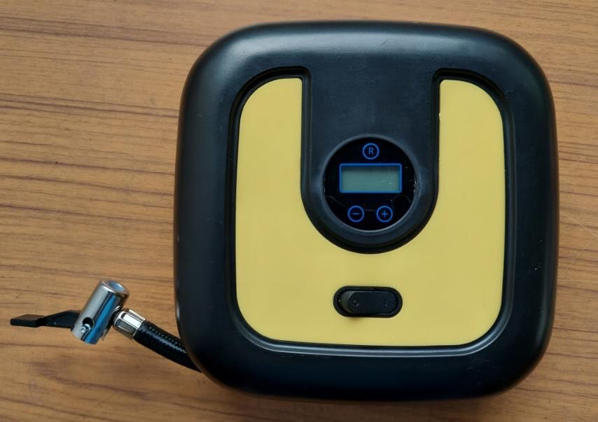 Digital Air Compressor Portable - For Cars & Suv , Auto Pressure Set
