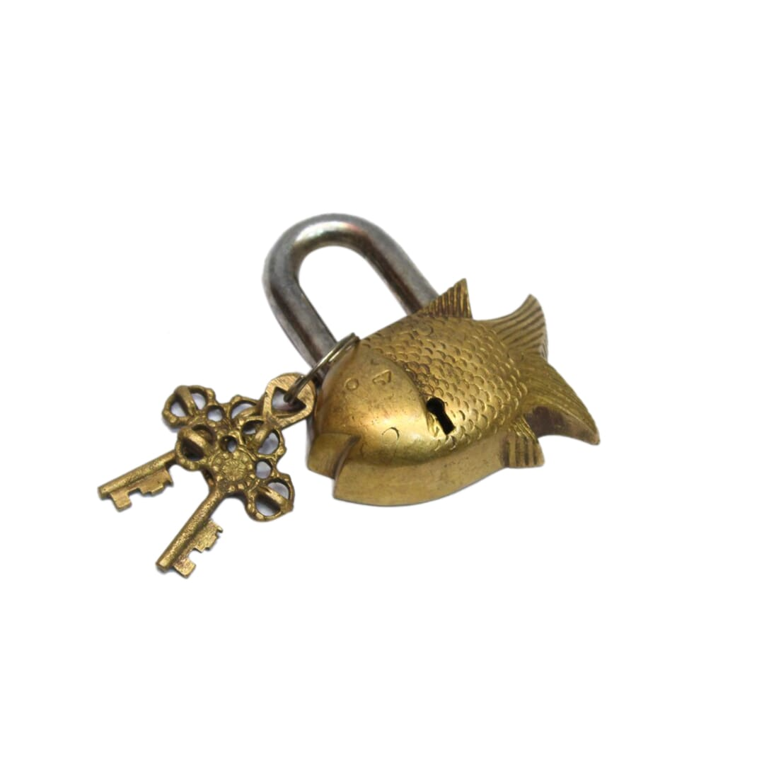 Seven Chakra Handicraft - Golden Fish Design Lock With Two Keys