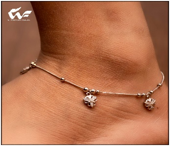 White Feathers Pure Silver Flower Design Anklet for Women