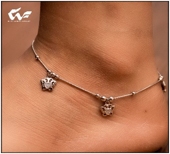 White Feathers Pure Silver Heart Design Anklet for Women
