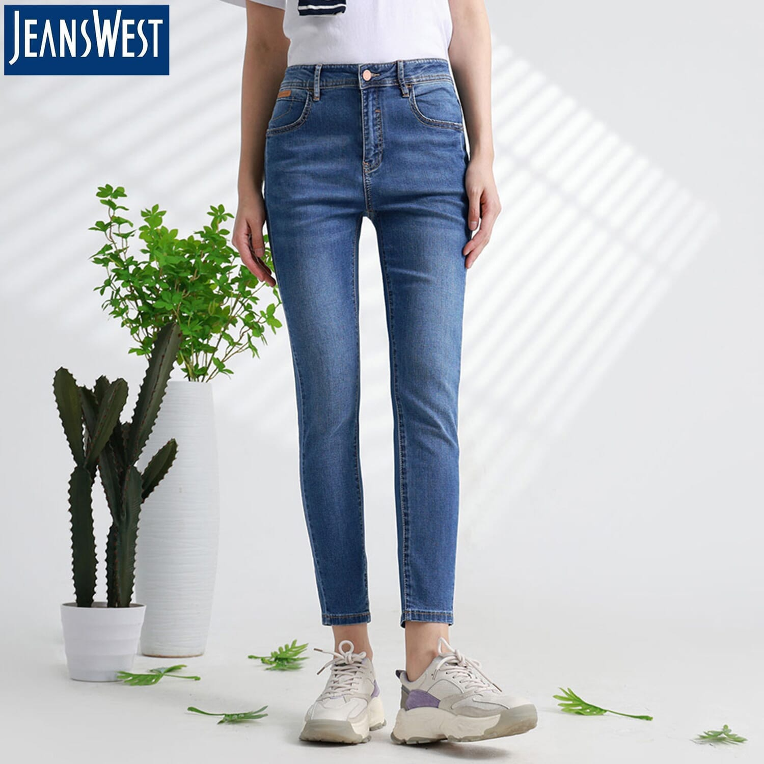 Jeanswest Royal Blue Jeans For Women