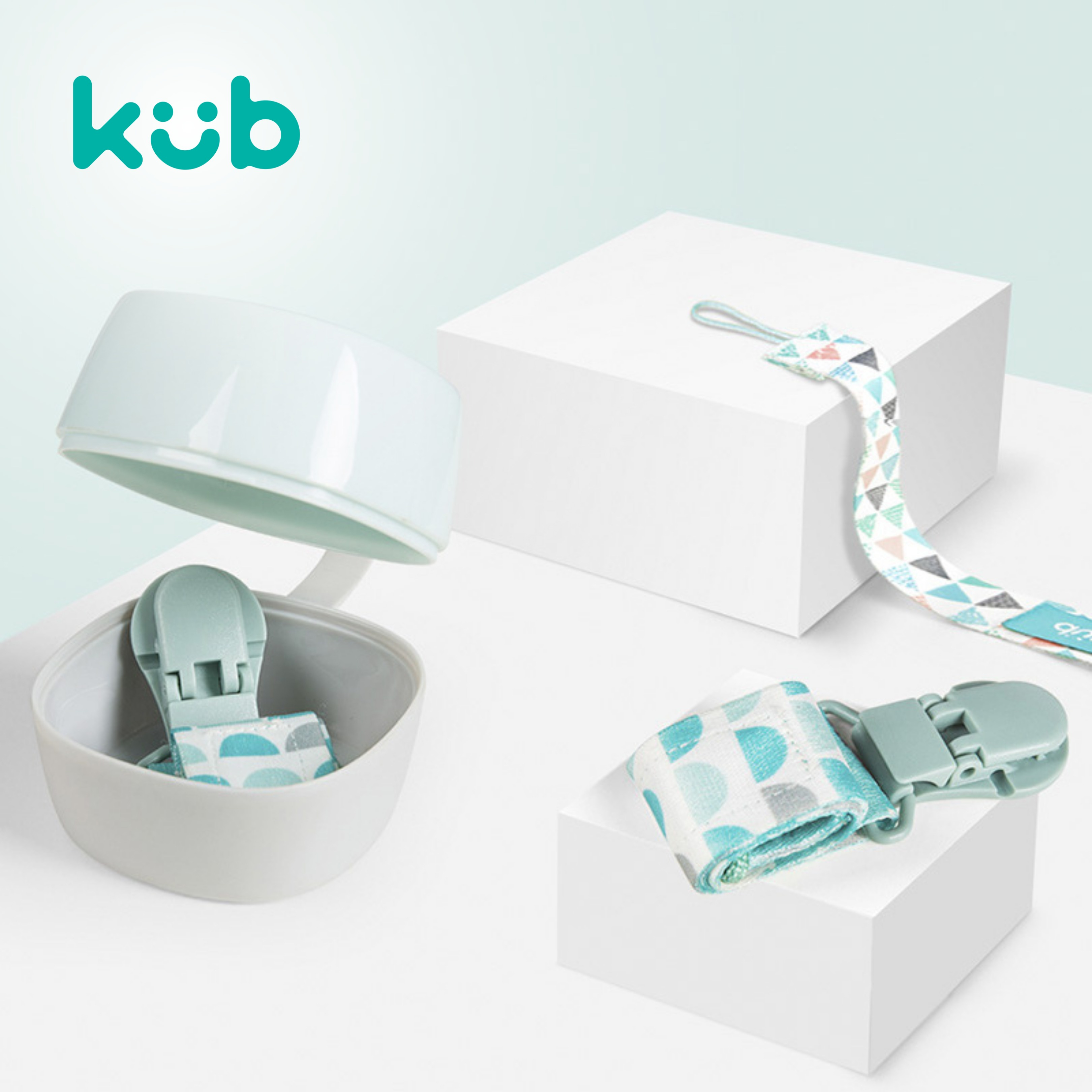 Kub Pacifier Chain Triangle