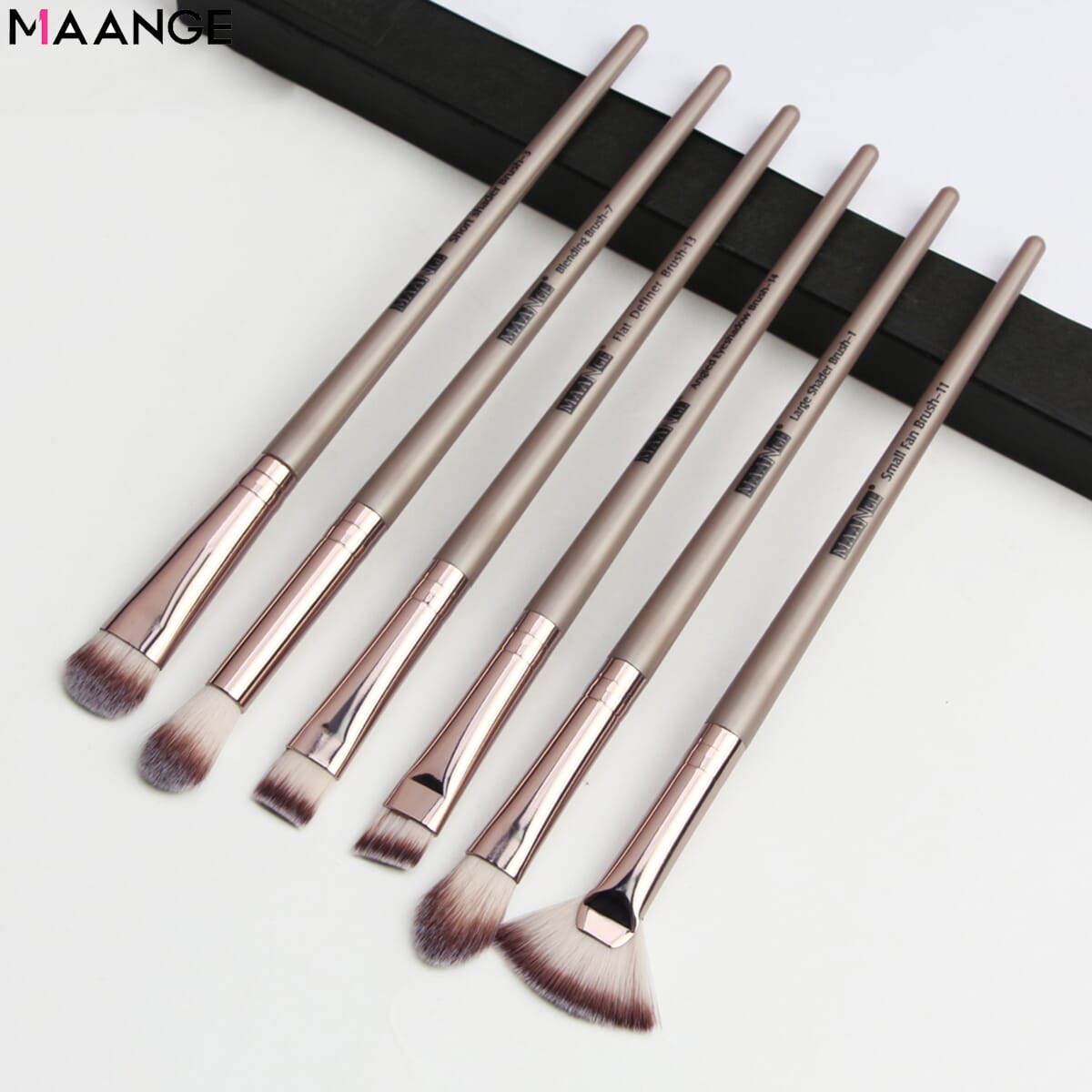 Maange 6pcs Makeup Brushes Set Eye Shadow Blending Eyeliner Eyelash Eyebrow Brushes Portable Beauty Make Up Brush Tools Mag 5739