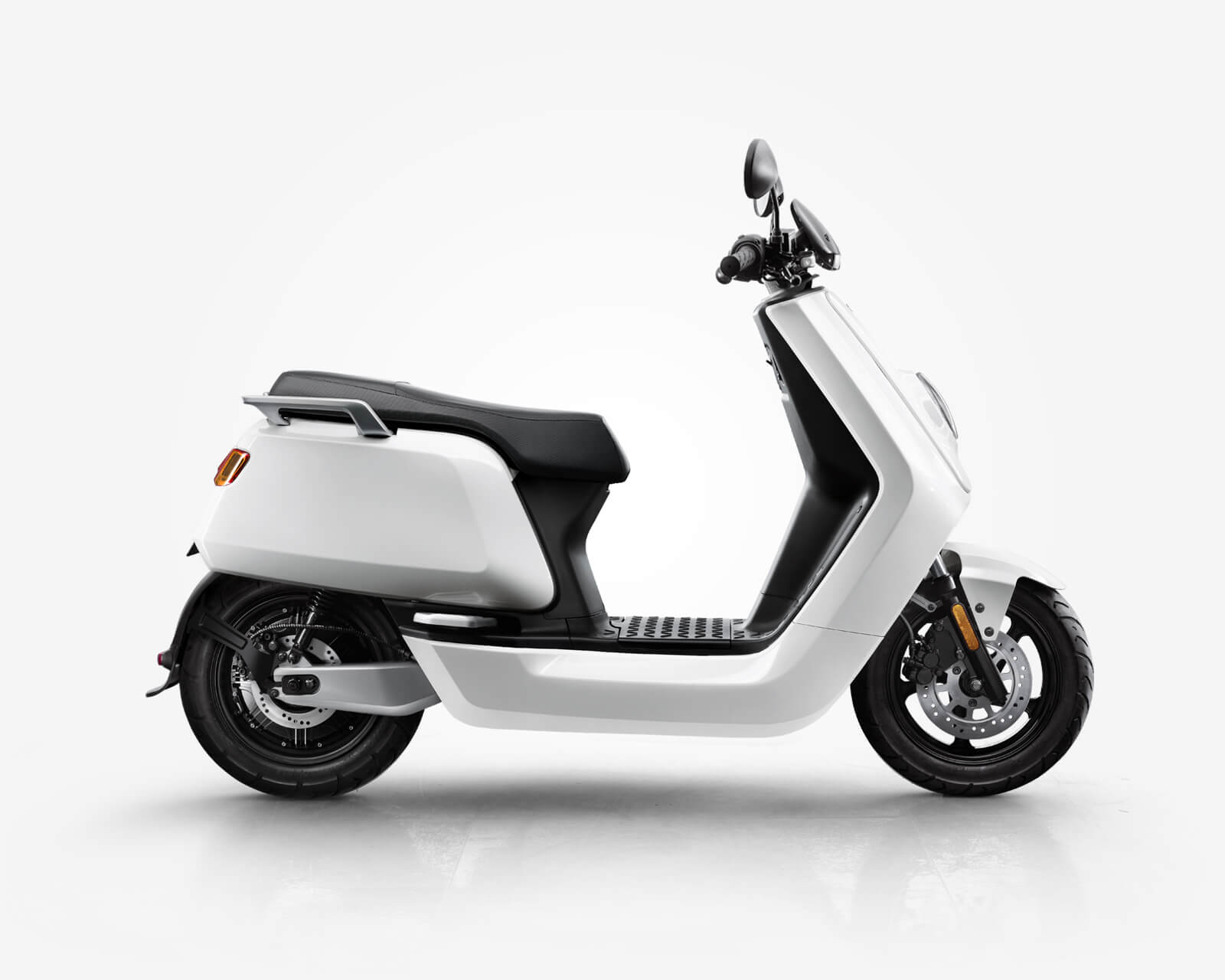 NIU NQi Sport-White