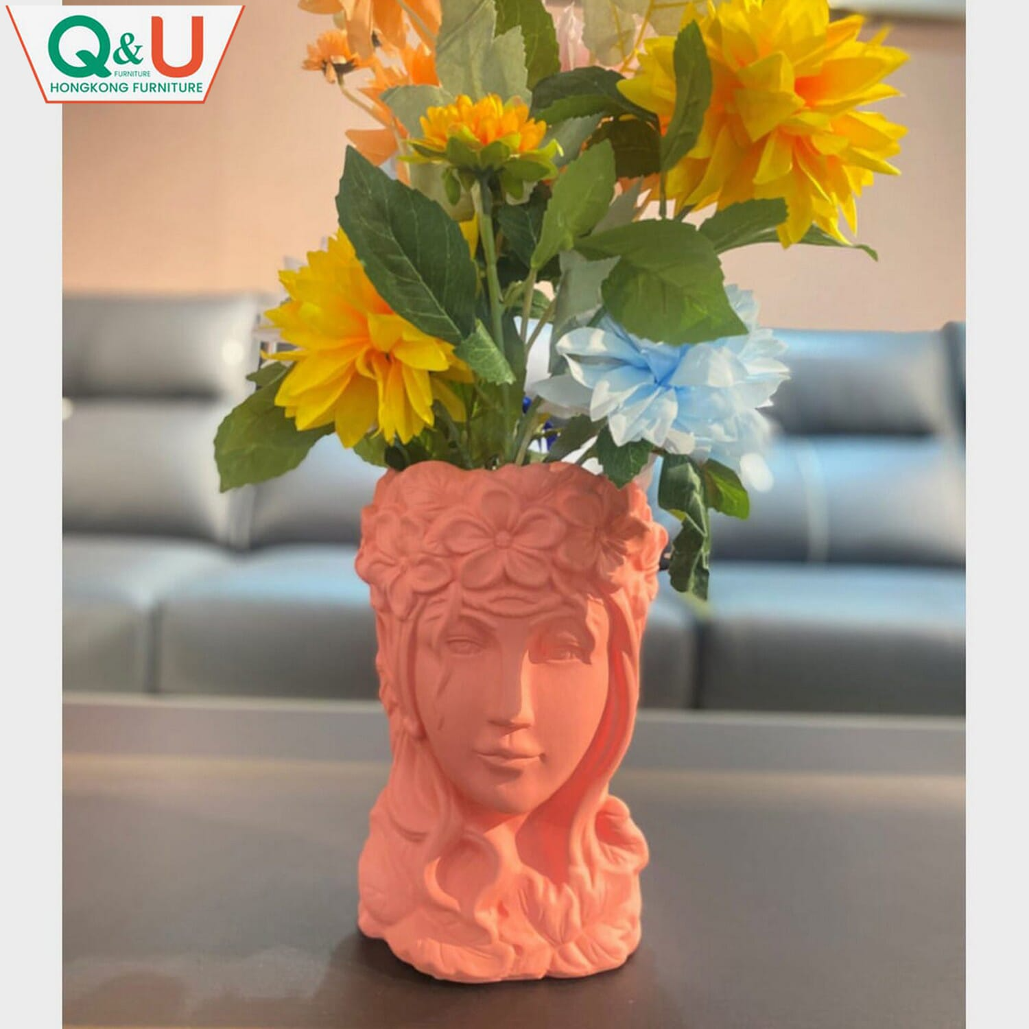 Q&U Furniture DB-0005p - Sculpture Decorative Pink Color Flower Vase