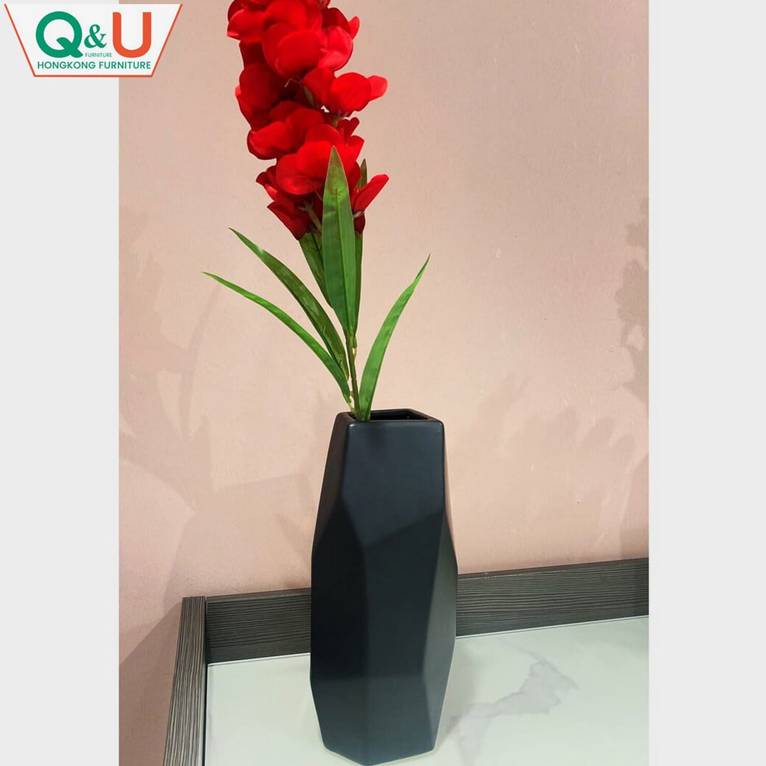 Q&U Furniture DB-0008B - Modern Design Decorative Black Color Long Flower Vase