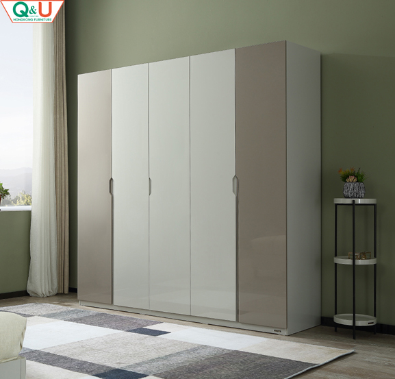 Q&U HongKong Furniture 10 Year Warranty & 1 Year Guarantee German Quality Italian Design 5 Door Cabinet 802602