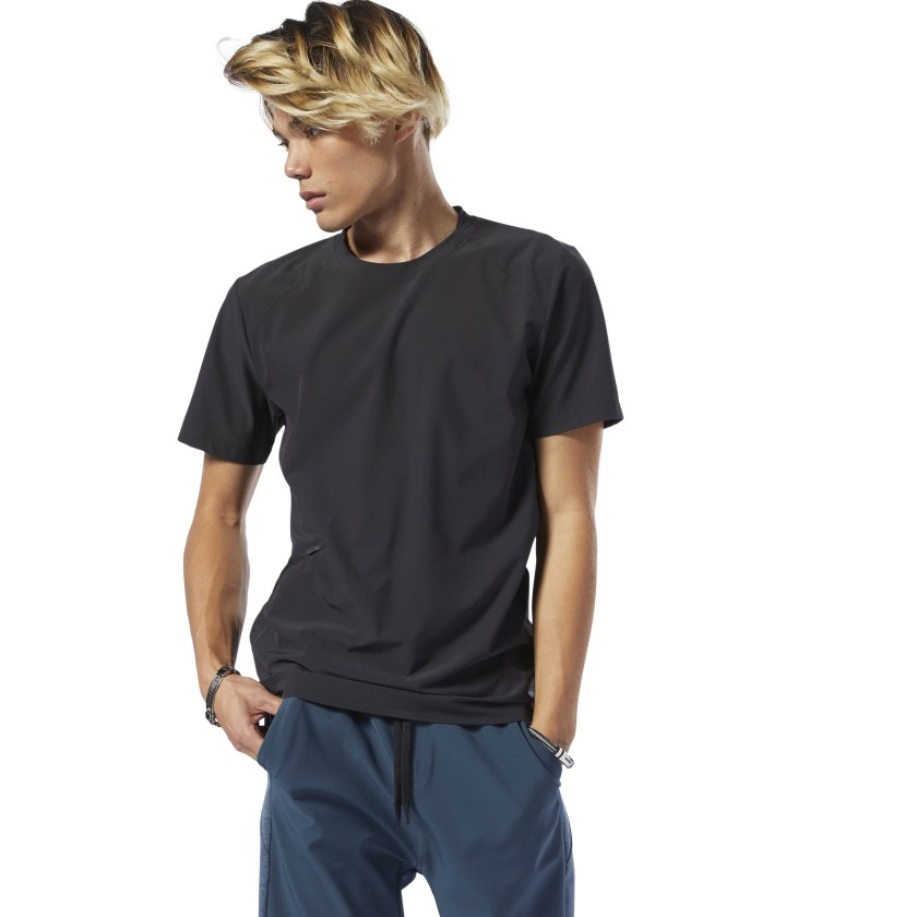 Reebok Training Supply Woven Black T-Shirt Men DP6120