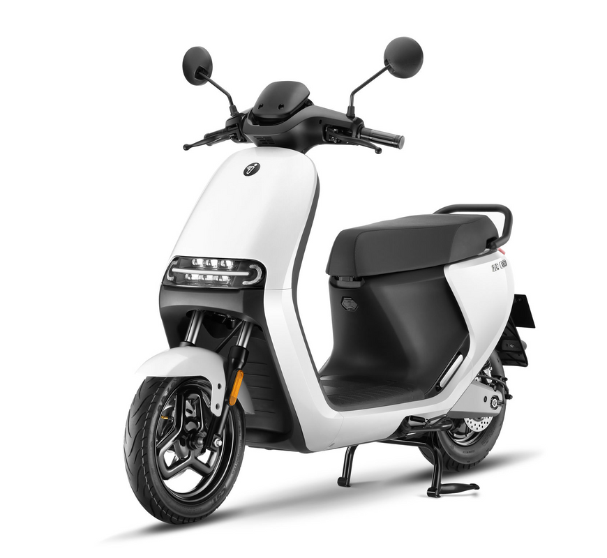 Segway E125 (Ev Scooter Max motor power 3600W)