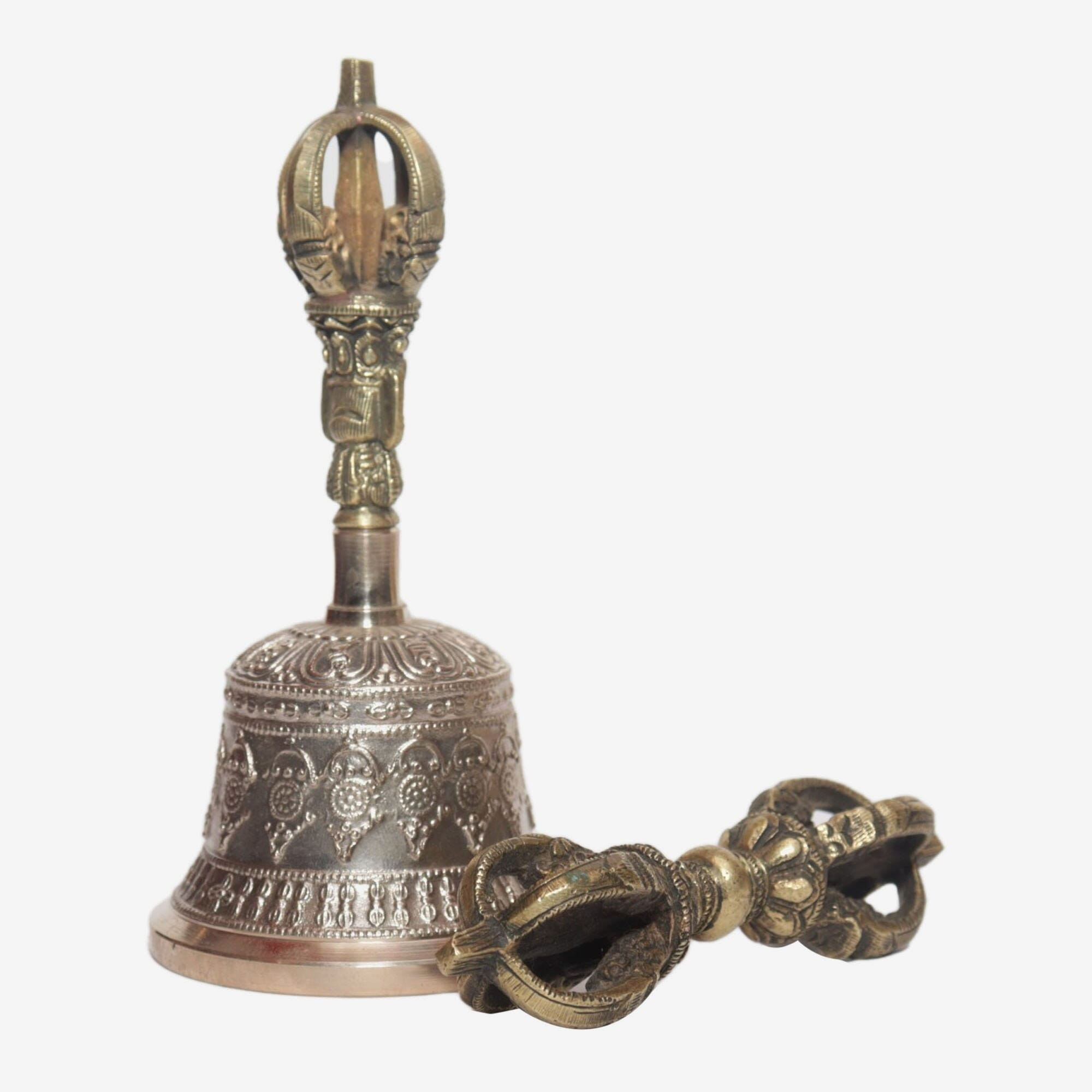 Seven Chakra Handicraft - Shining White Dharmachakra Designed Tibetean Bronze Bell With Bajra Set 15 cm 300 g