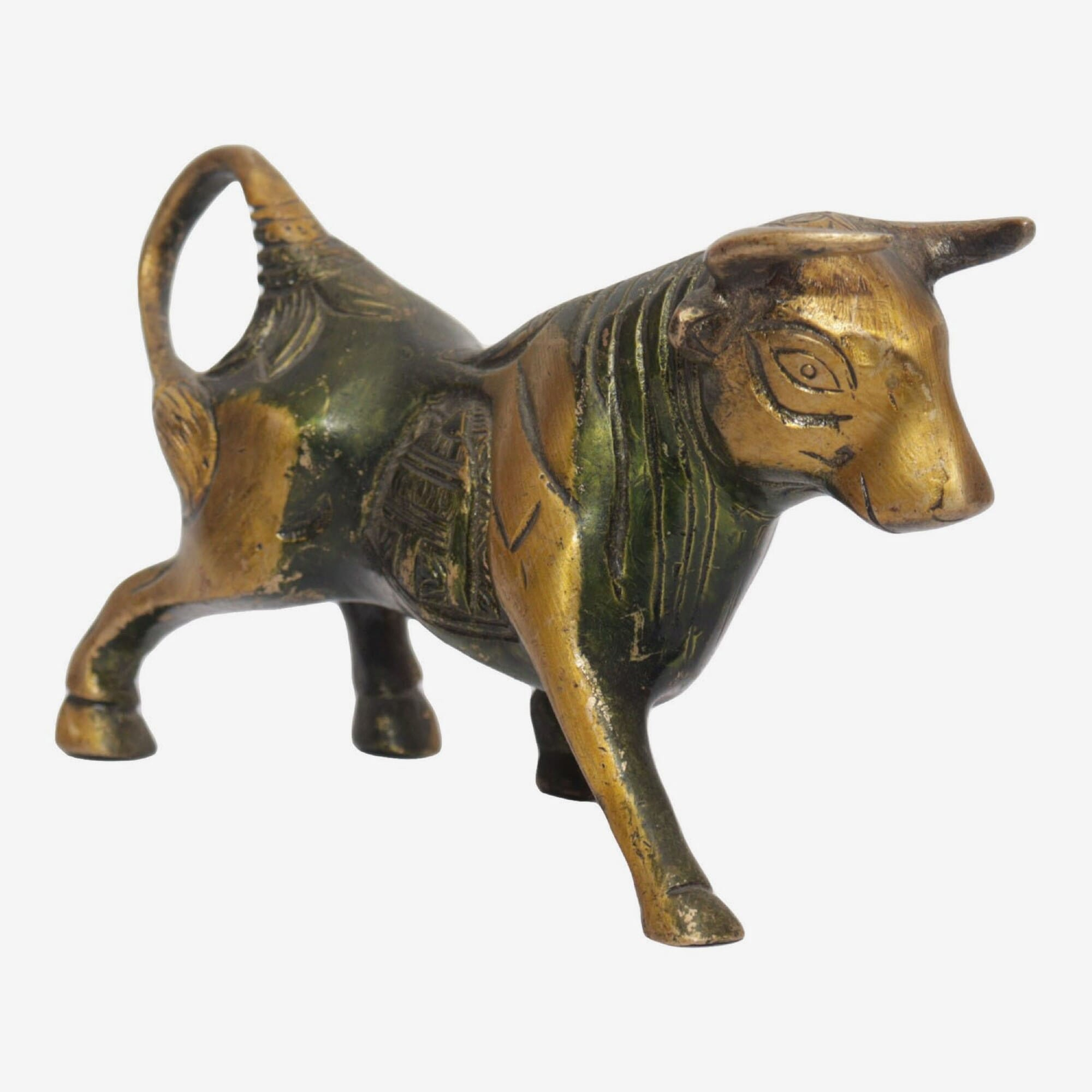 Seven Chakra Handicraft - Ox Statue 15 cm 800 g