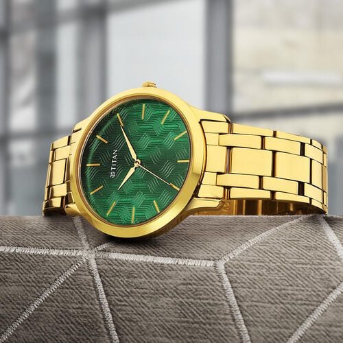 Titan 1825YM07 -Karishma Radiance Green Dial Analog Stainless Steel Strap watch for Men