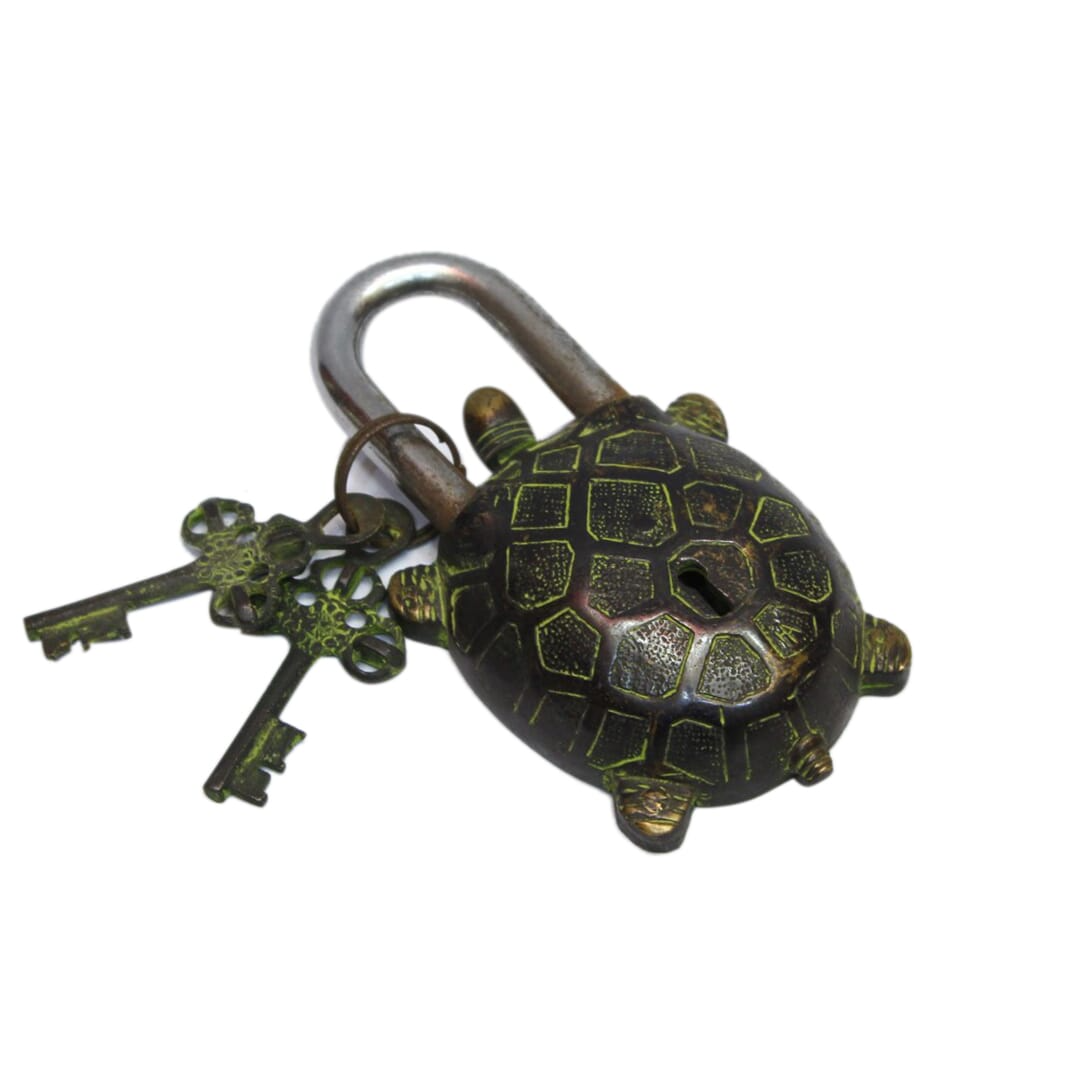 Seven Chakra Handicraft - Black Turtle Design Lock With Two Keys