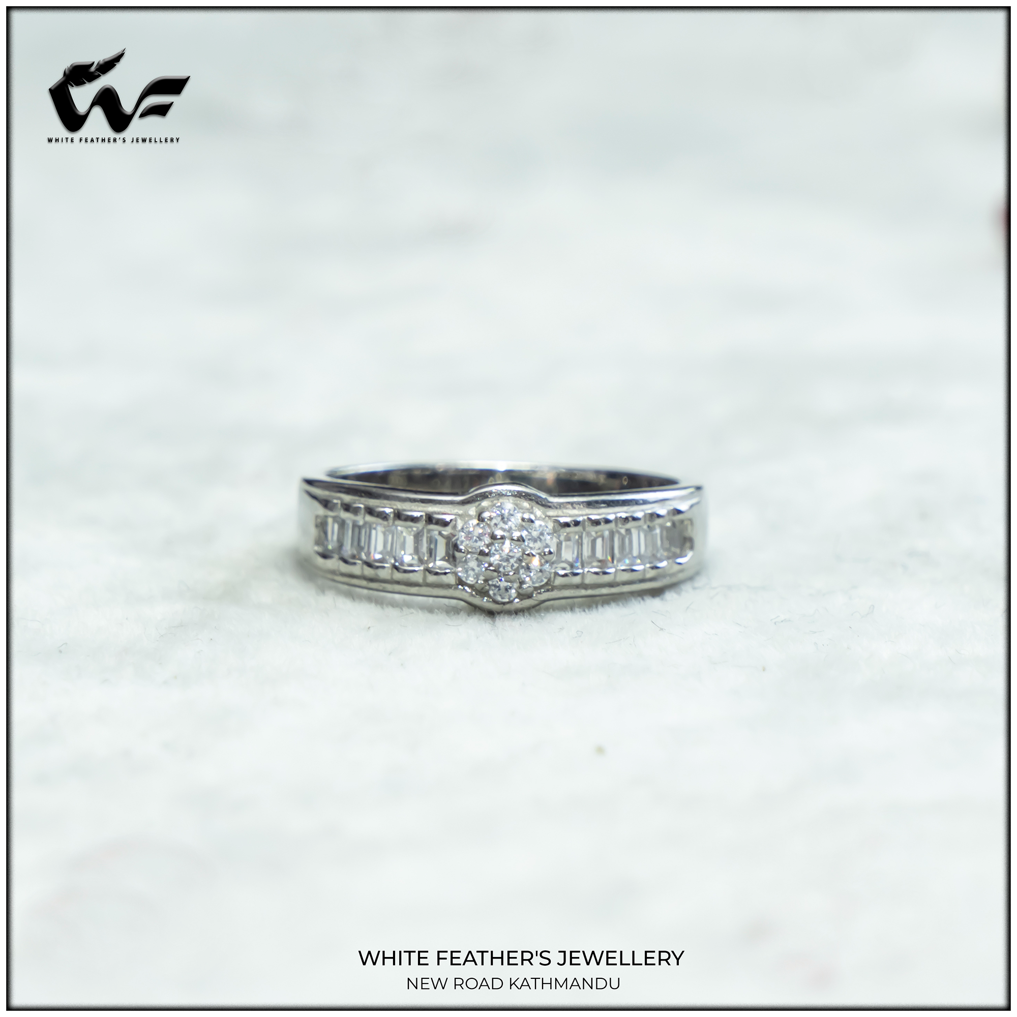 White Feathers Cupola Half Bezel Silver Band Ring (5 g) For Women 
