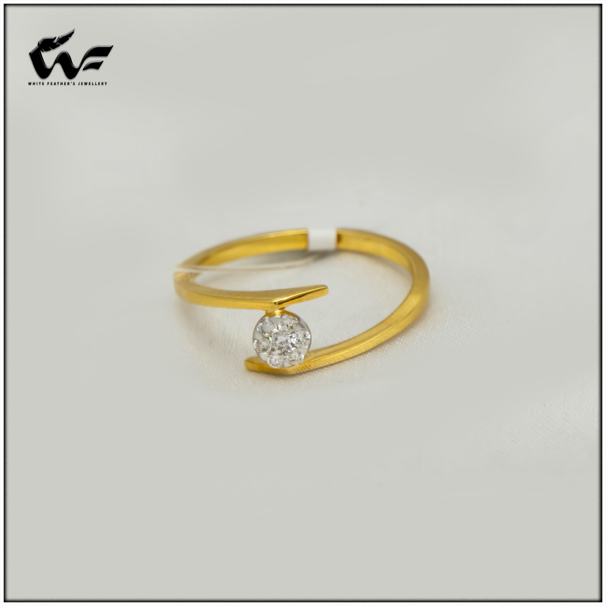 White Feather's Jewellery Classic Spiral Diamond Ring For Women