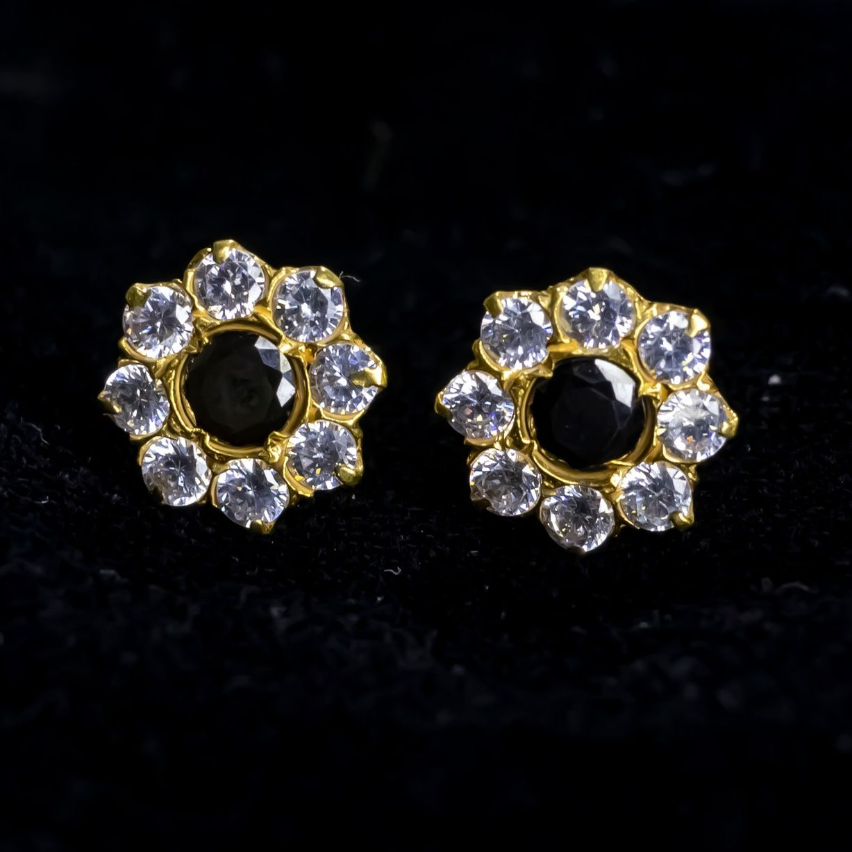 White Feathers 14Kt Gold Eartop "14k008" for Women