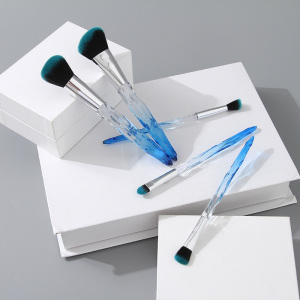 Ximi Vogue Life Crystal Diamond Cut Series Makeup Brush (5 Count)(Clear Blue)