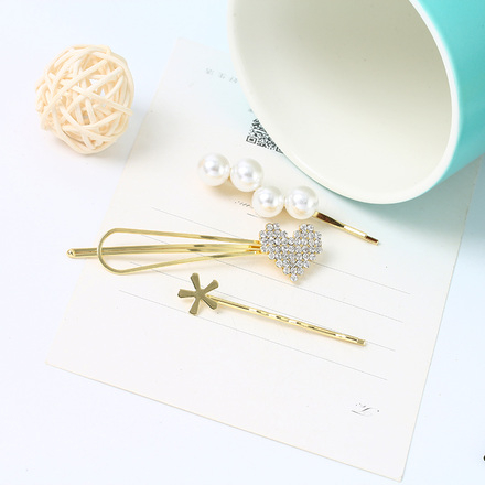 Ximi Vogue Life Exquisite Pearls Loving Heart Hair Clip Set